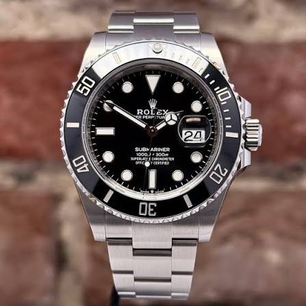 Rolex Submariner Date bisel negro esfera negra